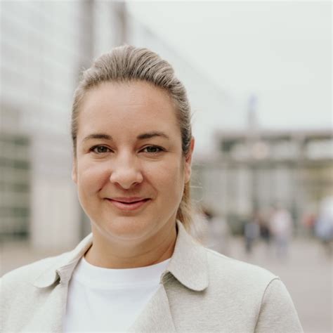 Jennifer Schröder Account Director Freiberuflich Linkedin