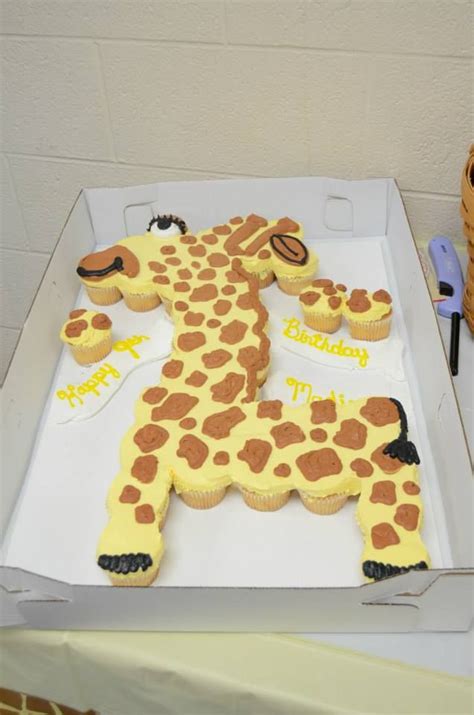 Giraffe Cupcake Cake Kids Parties Pinterest Cupcake Cakes