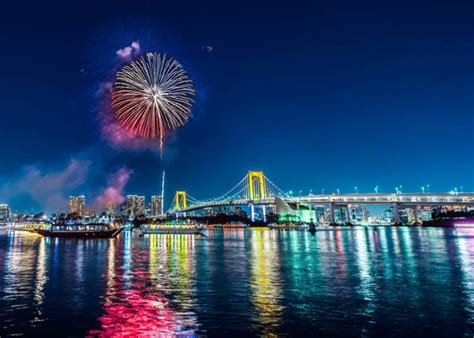 Tokyo Travel Tips The Best Times To Visit Odaiba Tokyos Popular