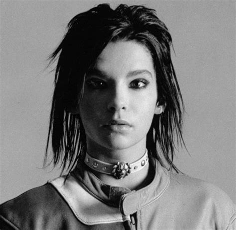Joaquin phoenix was born joaquin rafael bottom in san juan, puerto rico, to arlyn (dunetz) and john bottom, and is the middle child in a brood of five. Tokio Hotel: Bill Kaulitz will "unbedingt eine Freundin ...