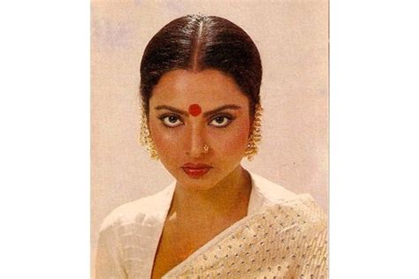 Actress Rekha Without Makeup