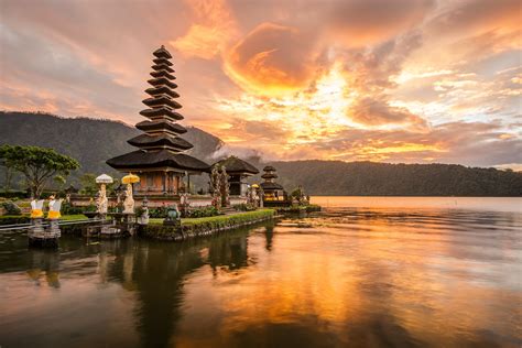 Pura Ulun Danu Bratan Hindu Temple On Bratan Lake Bali Indonesia Bali