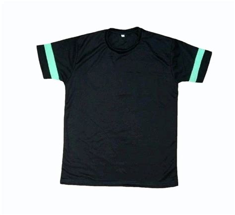 Black Base Striped Men Polyester Round Neck T Shirts Size Medium