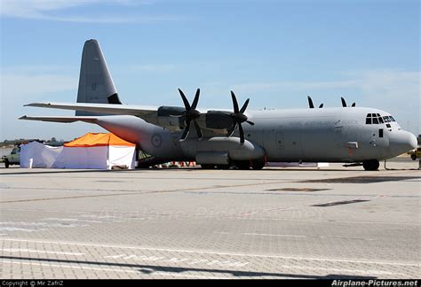 A97 442 Australia Air Force Lockheed C 130j Hercules At Perth Wa