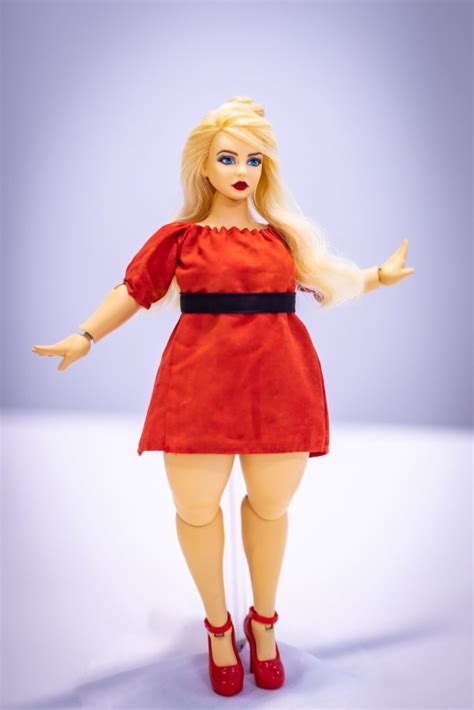 curvy girls dolls kickstarter for plus sized balljoint doll get the doll for just a 25 pledge
