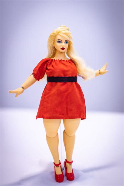 Curvy Girls Dolls Kickstarter For Plus Sized Balljoint Doll Get The Doll For Just A 25 Pledge