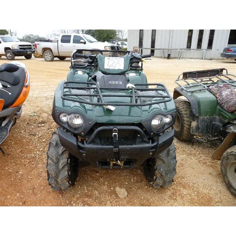 Sleek, lightweight and compact, yet with true kawasaki supersport dna, the ninja 250sl belies its proportions delivering eager performance and big bike thrills. 2006 KAWASAKI 750 4X4 4 WHEELER