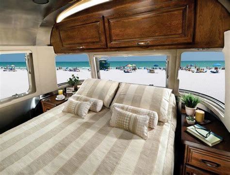 2016 Airstream Classic 30 Interior Bedroom Roaming Times