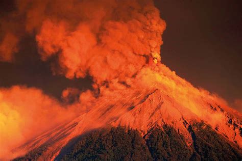 Thousands Evacuated As Guatemalas Volcano Of Fire Erupts Again New