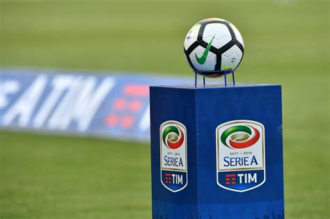 Stadio luigi ferraris, genoa, italy disclaimer: Benevento-Genoa 1-0, la squadra di De Zerbi non molla di ...