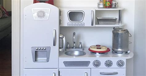 Full kitchen is very popular within our modern society. Best Kids Play Kitchens & Play Food Sets For 2018 - Full Home Living