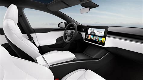 Tesla Model Sx Will Offer Conventional Steering Wheel As Option