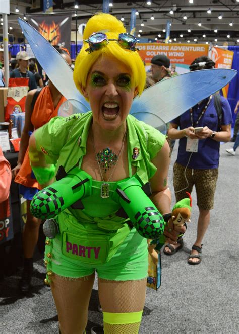 19 Clever Mashup Costumes Spotted At The 2019 San Diego Comic Con