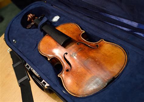Un Stradivarius Rare Retrouvé 35 Ans Après Avoir été Volé