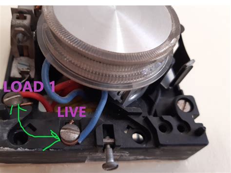 Electricity is on during tests below testing thermostats as shown below will not reveal sticking and. Help testing Satchwell thermostat | DIYnot Forums