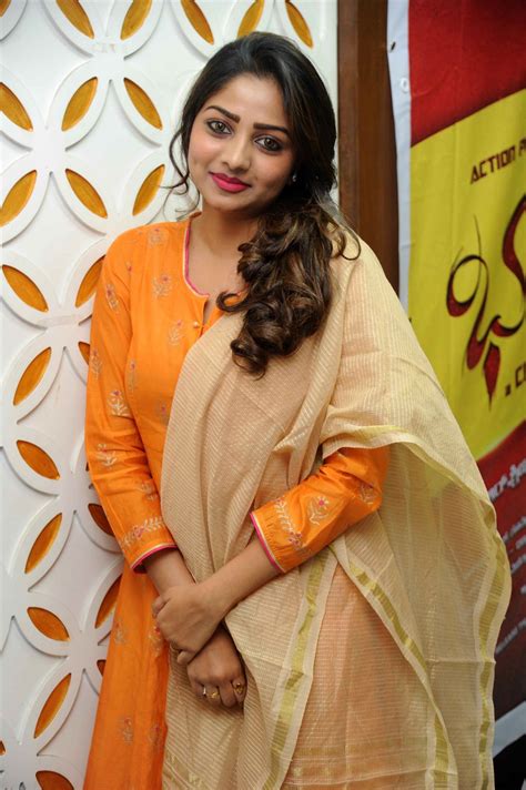 Kannada Actress Rachita Ram Hd Images Photos