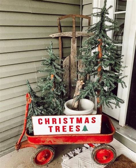 97 Farmhouse Christmas Decor Ideas For Your Home Chaylor And Mads
