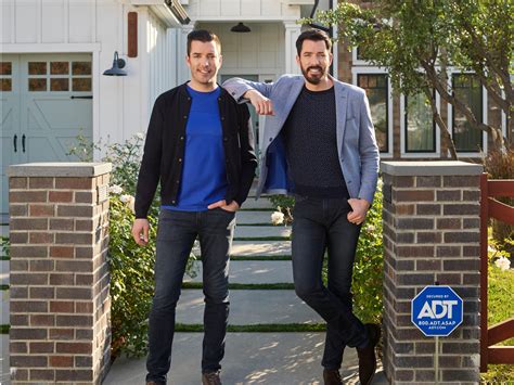 You Could Win A 250000 Home Makeover From The Property Brothers Adt