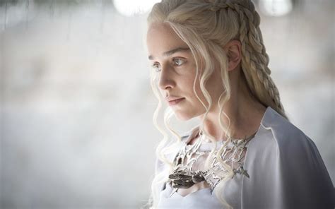 wallpaper emilia clarke daenerys targaryen game of thrones wanita berambut pirang