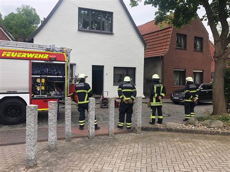 Jetzt kostenlos wohnungen inserieren in wildeshausen! Erkundung Brandeinsatz - Verrauchte Wohnung - Feuerwehr ...