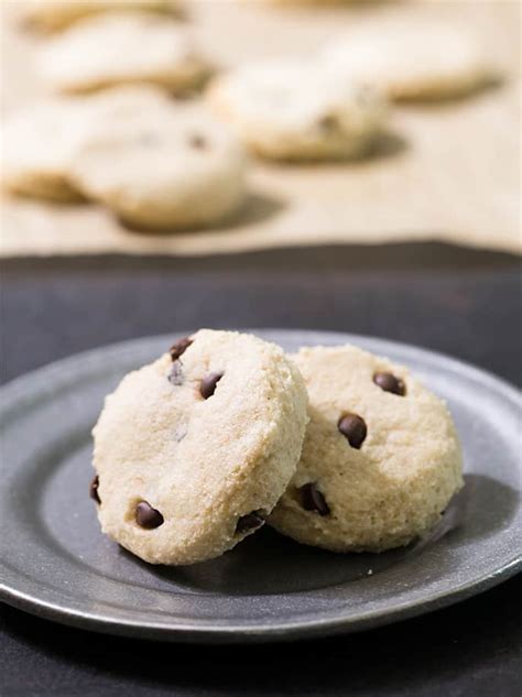 Sure, they have a few miniature chocolate chips thrown in, but they're more like buttery shortbread than chocolate chippers. Almond Flour Cookies | A Grain Free Recipe