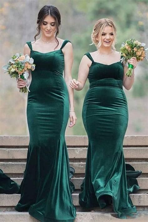 Long Dark Green Velvet Bridesmaid Dresses With Double Straps Velvet