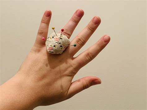 How To Make A Finger Pin Cushion Crafty Sewing Sew