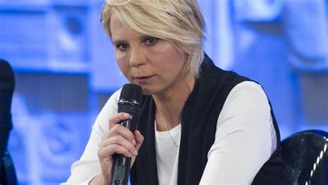 Centro servizi per l'autismo via campania 6, 73046 matino (lecce) italy www.amicidinico.it. Amici 19, utenti di Twitter criticano Maria dopo l'addio ...