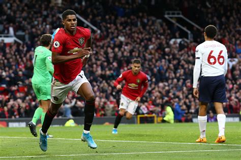 It doesn't matter where you are, our football. MU vs Liverpool: MU hòa Liverpool, Solskjaer vẫn nhiều nỗi ...