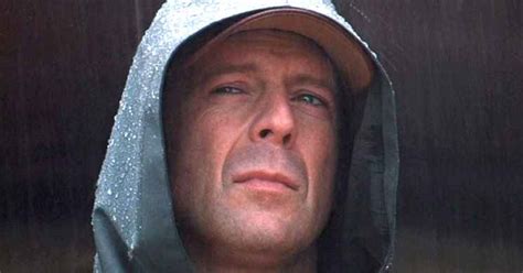 bruce willis confirmado como protagonista do thriller de ação “the long night” cinevisão