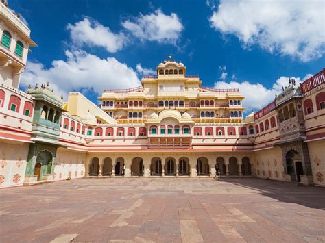 5 Luxurious Palaces Of Jaipur That You Must Visit Once Blog