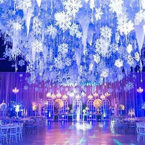 33 Stunning Winter Wonderland Party Decorations That You Like Winter