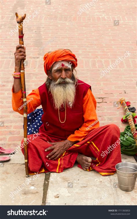 32662 India Holy Men Images Stock Photos And Vectors Shutterstock