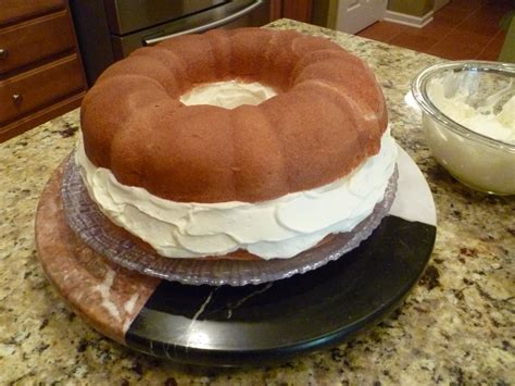 It has a light, fresh lemon. I Like to Bake and Cook Blog: Olive Garden's Lemon Cream ...