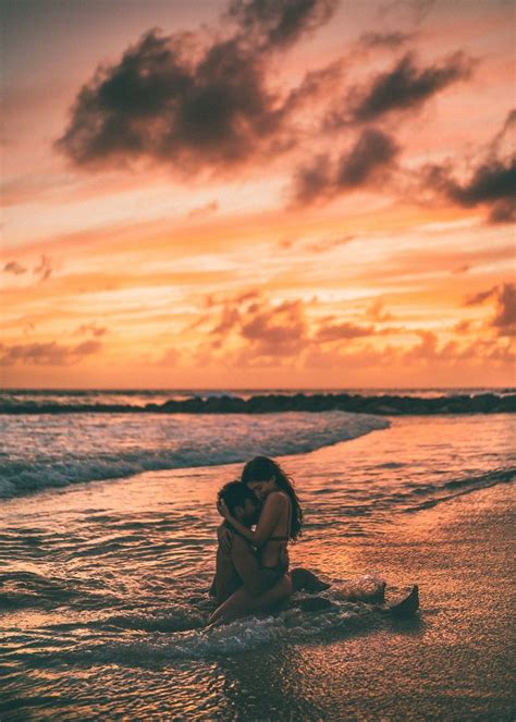 Couple Beach Pictures Cute Couples Photos Couples In Love Romantic
