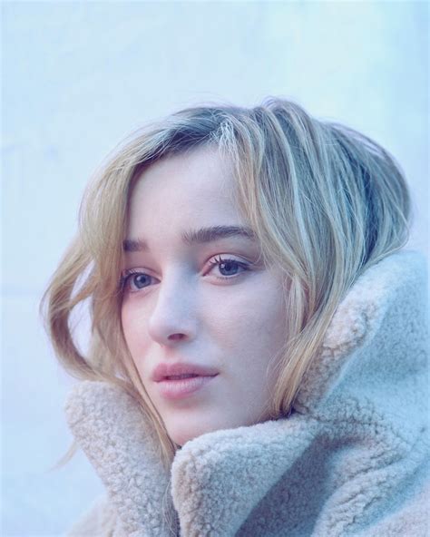 Phoebe dynevor had had quite the journey to get to where she is today as a famous and successful phoebe dynevor has undergone a stunning transformation. PHOEBE DYNEVOR for The Observer the New Teview, January ...