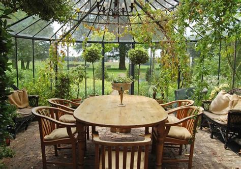 Inspiring Sunrooms For That Much Needed Sunshine Plant Conservatory