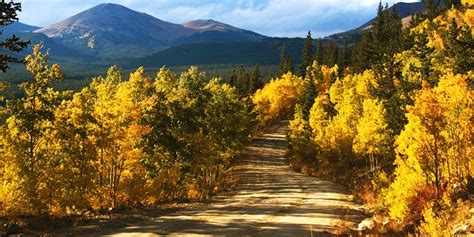 fall hikes  colorados summit county vacation differently