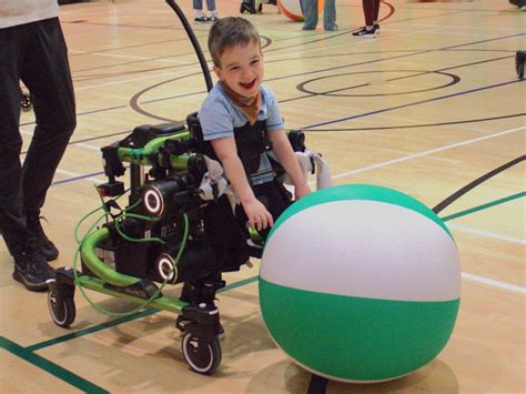 Boy With Cerebral Palsy Takes 1st Steps Without Helping Hands — Thanks