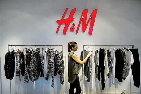 Click the link, talk about your child and become part of the global role models x h & m initiative! Cuộc cách mạng H&M - Wiki Marketing PR Thương hiệu Việt Nam