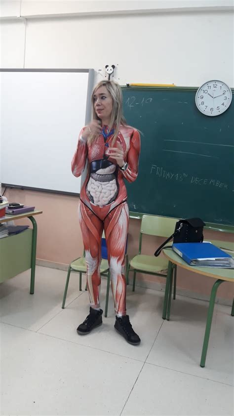 Spanish Teacher Wears Anatomy Bodysuit To Teach Science Class And That