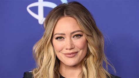 hilary duff shows off her toned body on the cover of ‘women s health australia si lifestyle