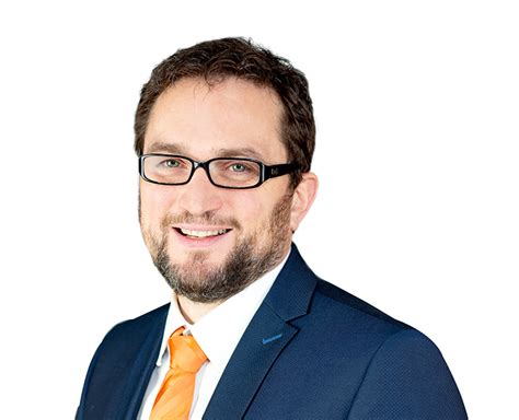 So können wir ihnen schnell und unkompliziert weiter helfen. VR-Bank Ellwangen Ihre Ansprechpartner