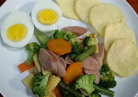 Maybe you would like to learn more about one of these? Resep Tumis brokoli, kentang goreng, dan telur rebus oleh ...