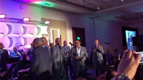 gilberto santa rosa and el gran combo de puerto rico no hay cama pa tanta gente youtube