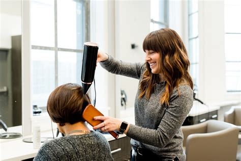 tips for running a successful beauty salon