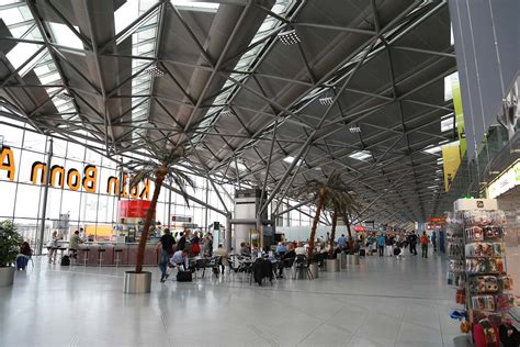 Case Study Cologne Bonn Airport Bluecat Networks