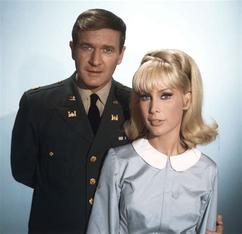 I Dream Of Jeannie Star Bill Daily Dies At 91 Read Barbara Eden Bob Newhart S Moving Tributes