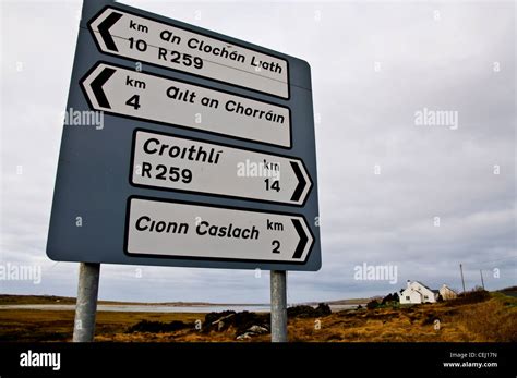 Road Sign In Gaelic Irish Language In Gaeltacht Stock Photo Alamy