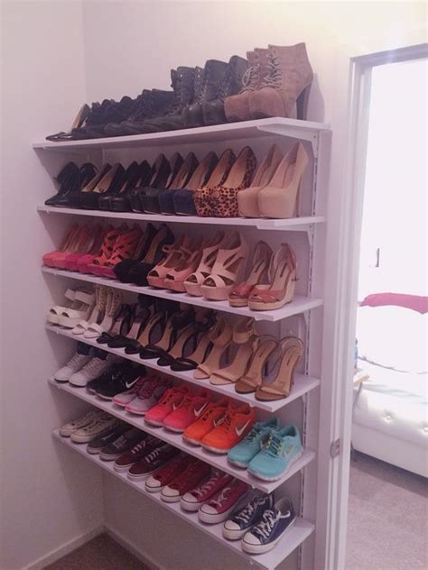 Brilliant shoe storage ideas to organize your closet or entryway. Ideas How To Create DIY Shoe Closet Shelves - Cozy DIY